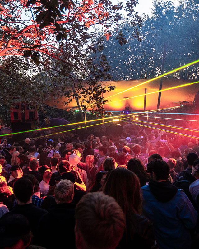 Distortion Ø Saturday Parvati Records - Photo: Mantas Hesthaven